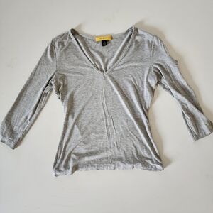 St. John Light Gray V-Neck Long Sleeve-Size Small